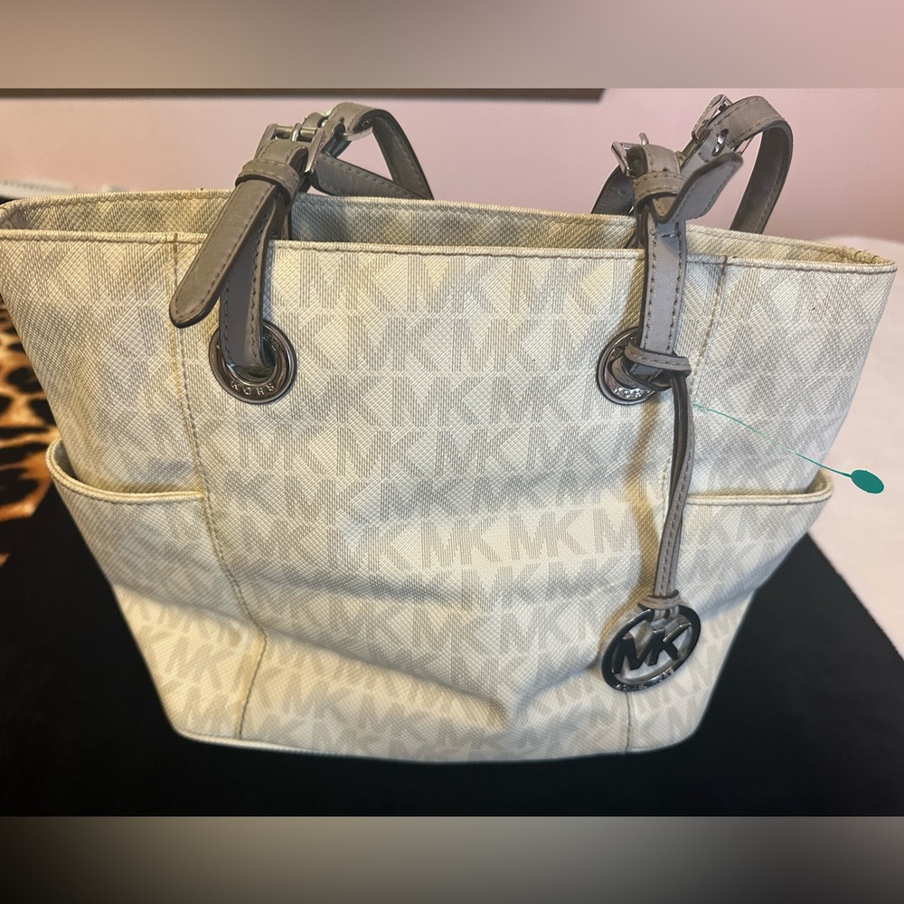Michael Kors Tote